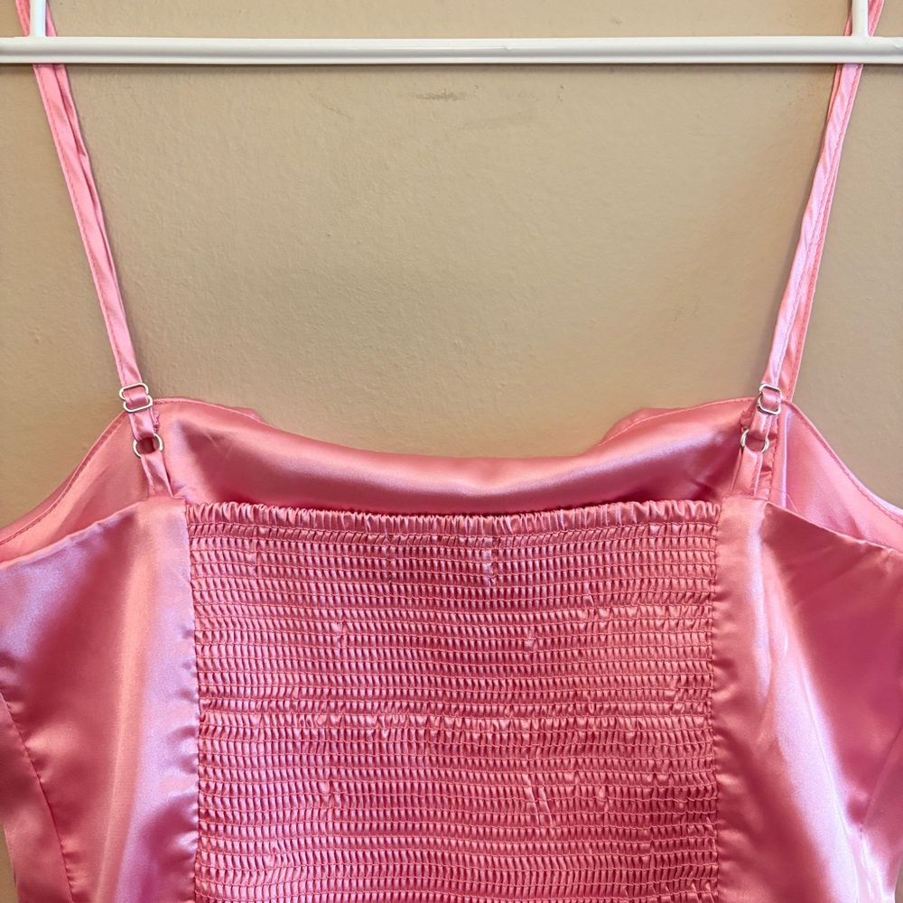 Wet Seal Pink Satin Bustier-Style Crop Top w Smocked Back – Size Medium EUC - Picture 8 of 10